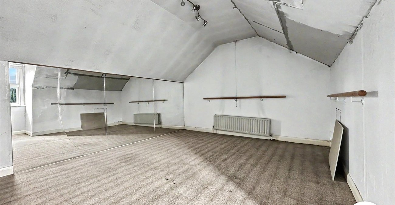 5 bedroom house for sale in Rochester | Robinson Michael & Jackson