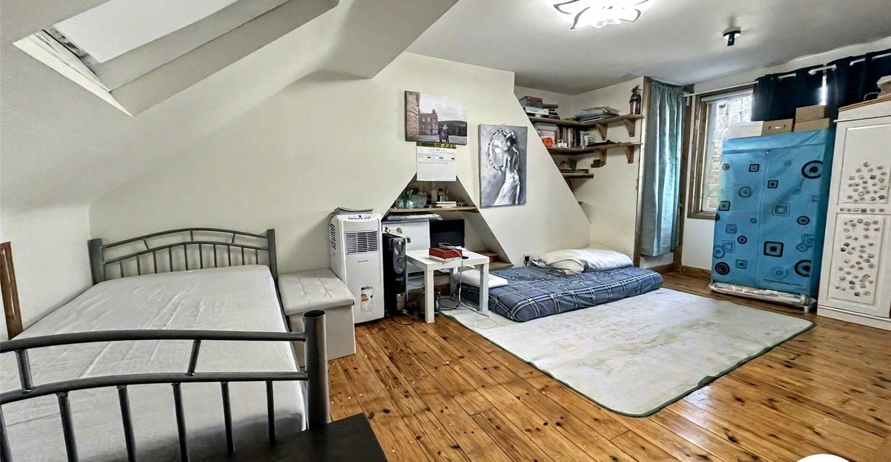 3 bedroom house for sale in Rochester | Robinson Michael & Jackson