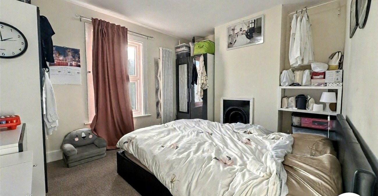 3 bedroom house for sale in Rochester | Robinson Michael & Jackson