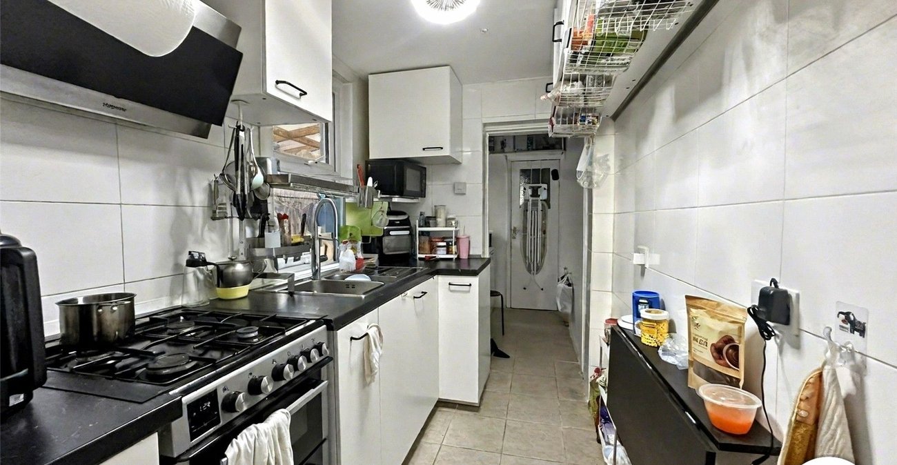 3 bedroom house for sale in Rochester | Robinson Michael & Jackson