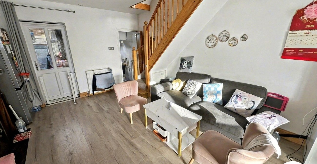 3 bedroom house for sale in Rochester | Robinson Michael & Jackson