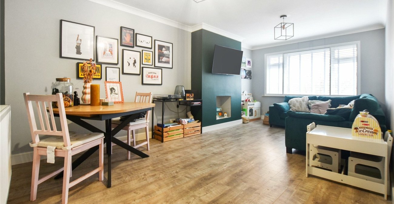 2 bedroom property for sale in Bexley | Robinson Jackson