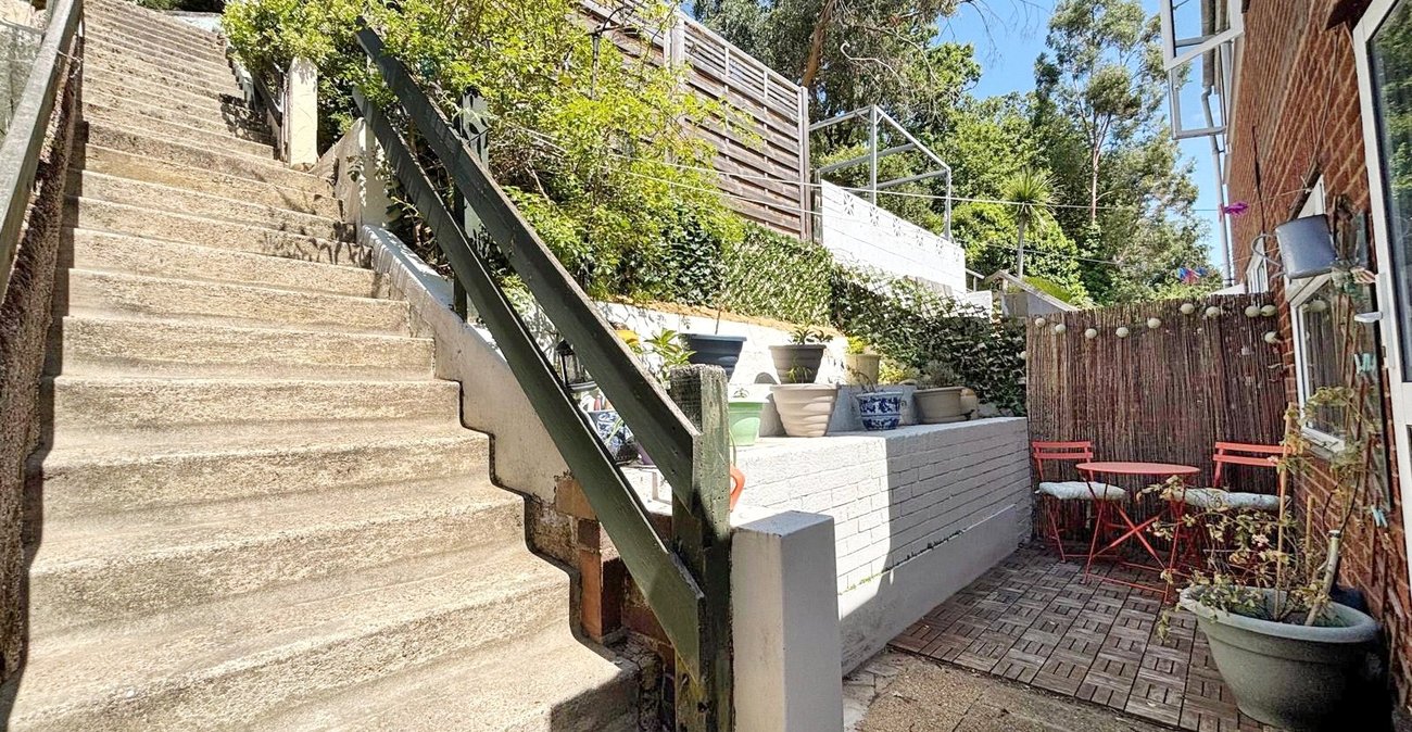 4 bedroom house for sale in Bexley | Robinson Jackson