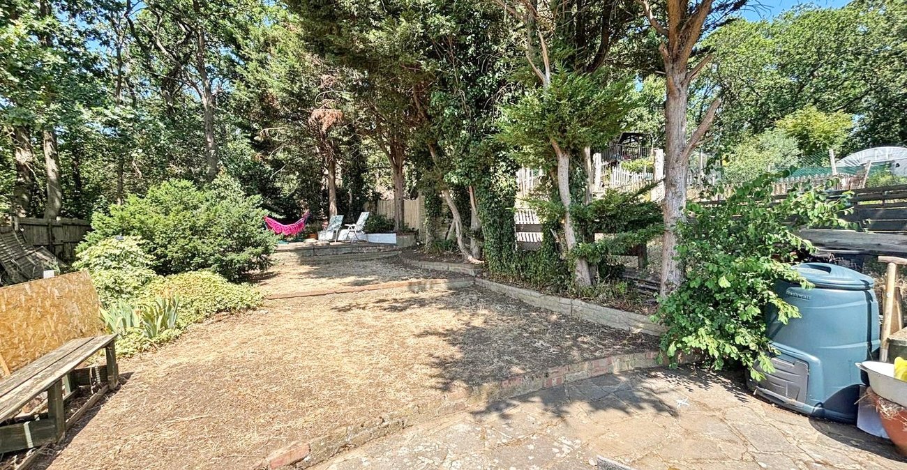 4 bedroom house for sale in Bexley | Robinson Jackson