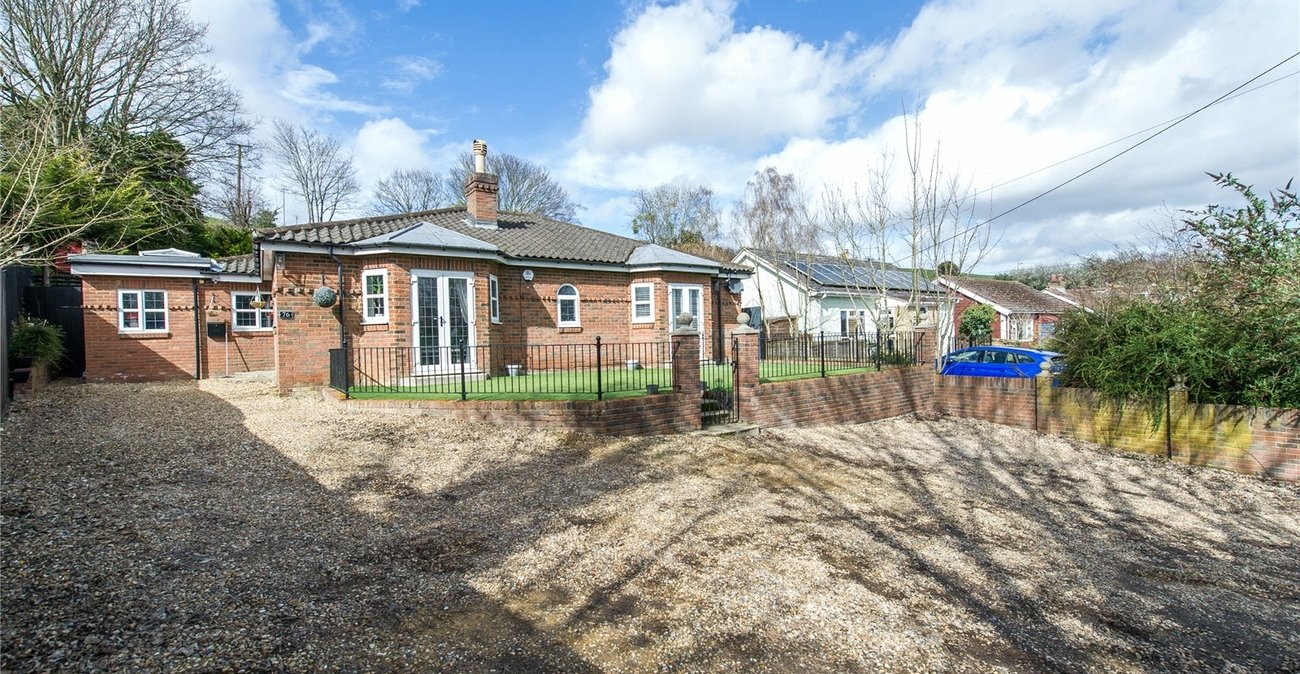 4 bedroom bungalow for sale in Cuxton | Robinson Michael & Jackson