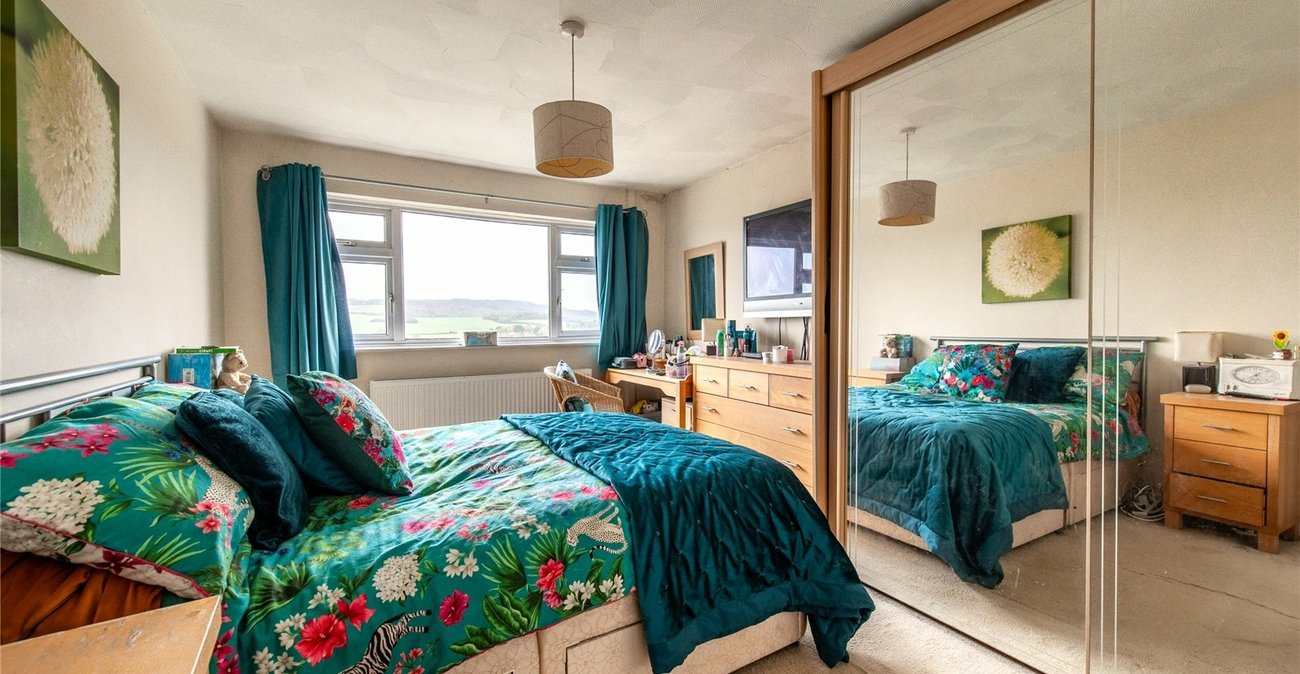 4 bedroom house for sale in Cuxton | Robinson Michael & Jackson