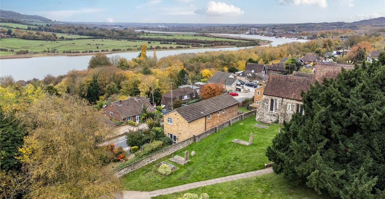 4 bedroom house for sale in Cuxton | Robinson Michael & Jackson