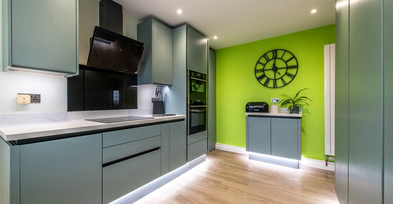 4 bedroom house for sale in Cuxton | Robinson Michael & Jackson