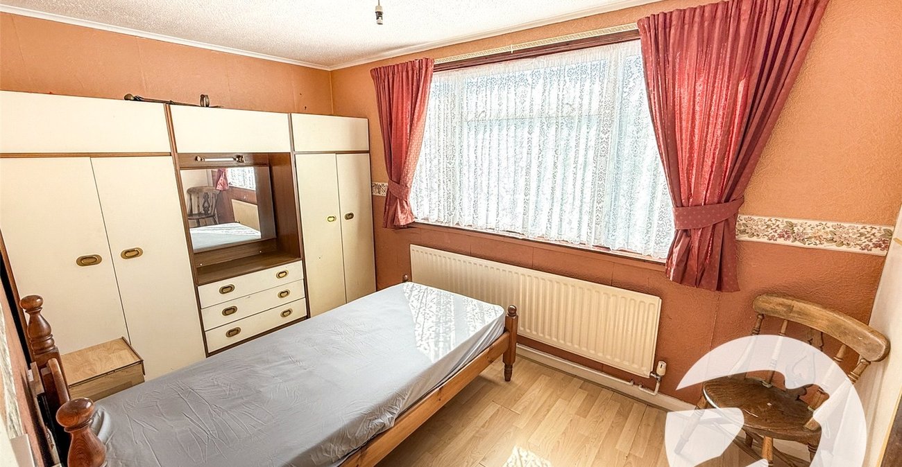 5 bedroom house for sale in London | Robinson Jackson