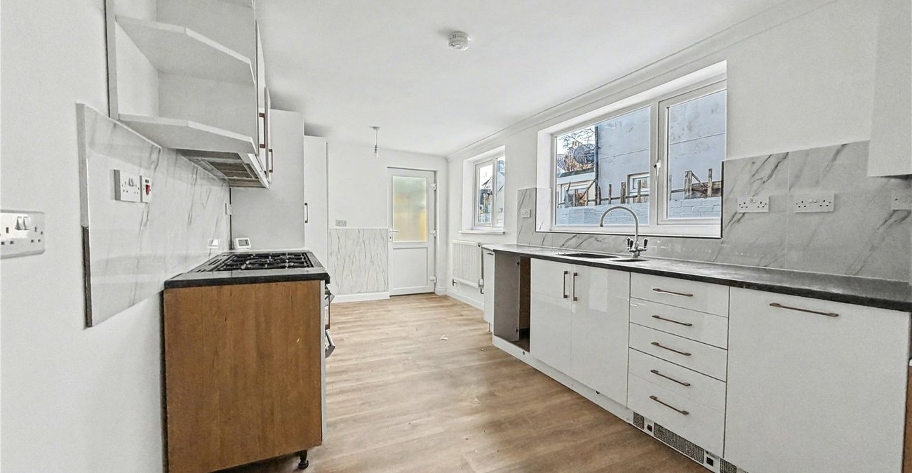 3 bedroom house for sale in Gillingham | Robinson Michael & Jackson