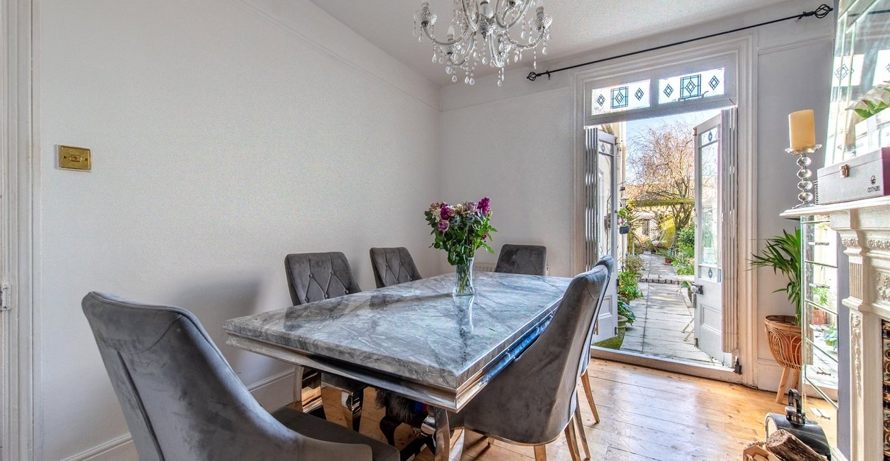 3 bedroom house for sale in Gillingham | Robinson Michael & Jackson