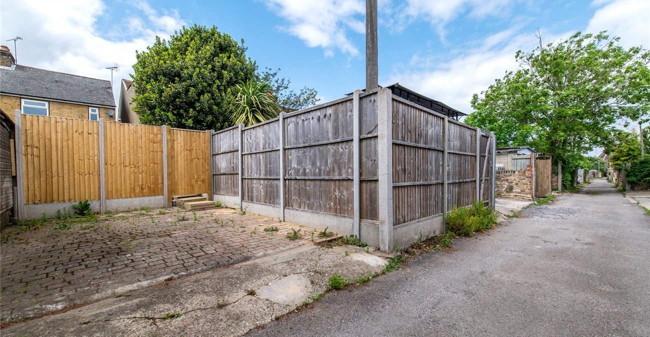 3 bedroom house for sale in Sittingbourne | Robinson Michael & Jackson