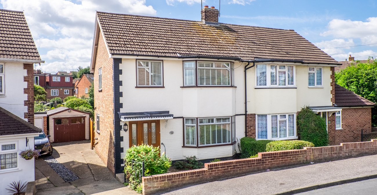 3 bedroom house for sale in Wainscott | Robinson Michael & Jackson