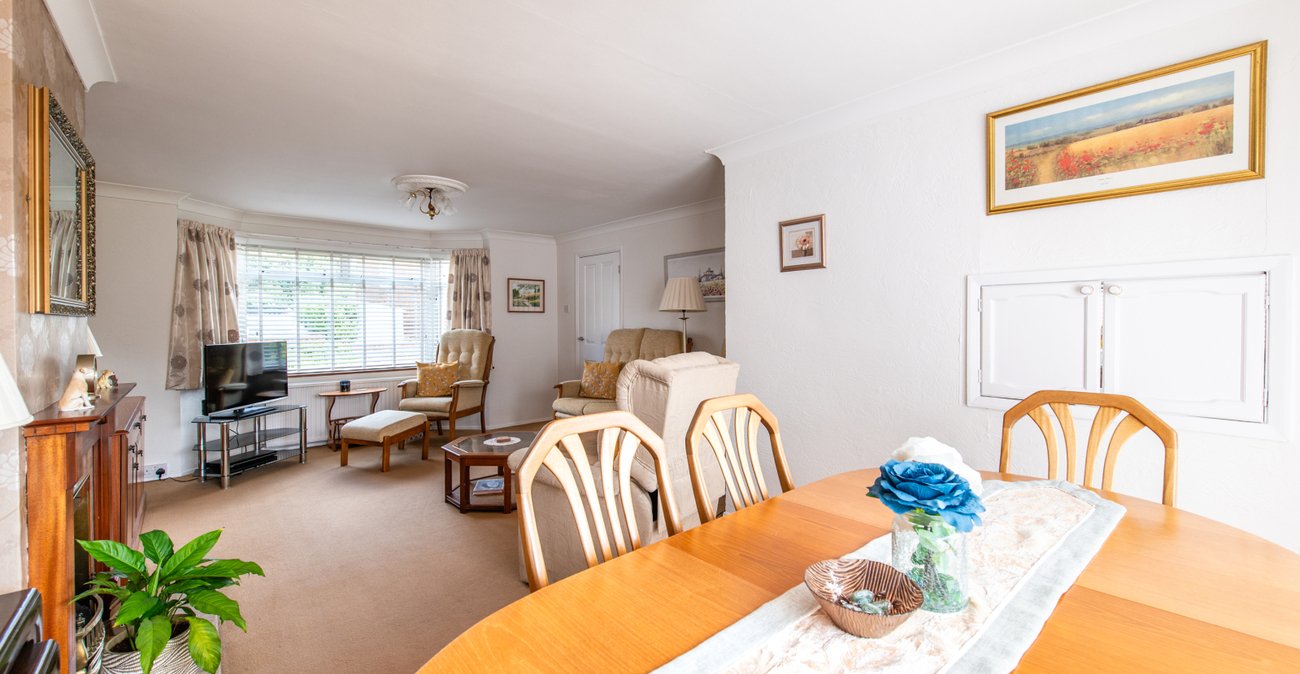 3 bedroom house for sale in Wainscott | Robinson Michael & Jackson