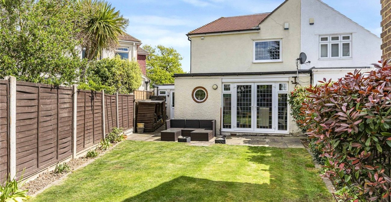 3 bedroom house for sale in Orpington | Robinson Jackson