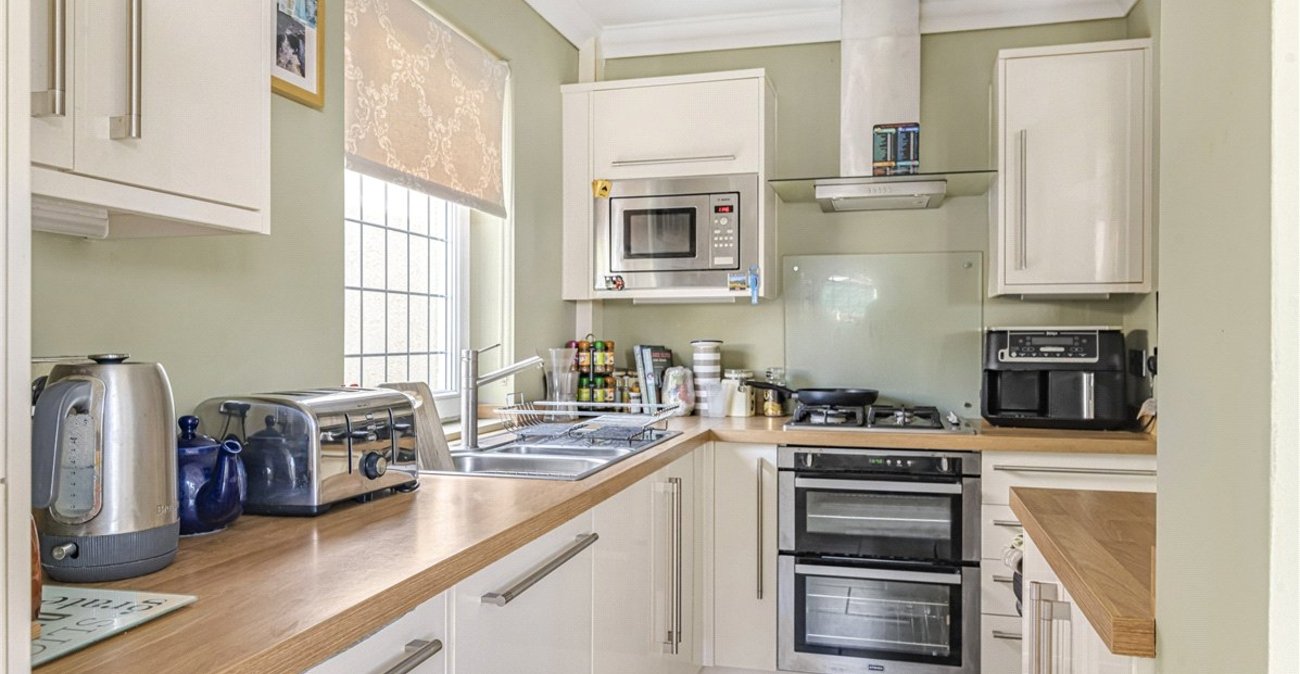 3 bedroom house for sale in Orpington | Robinson Jackson
