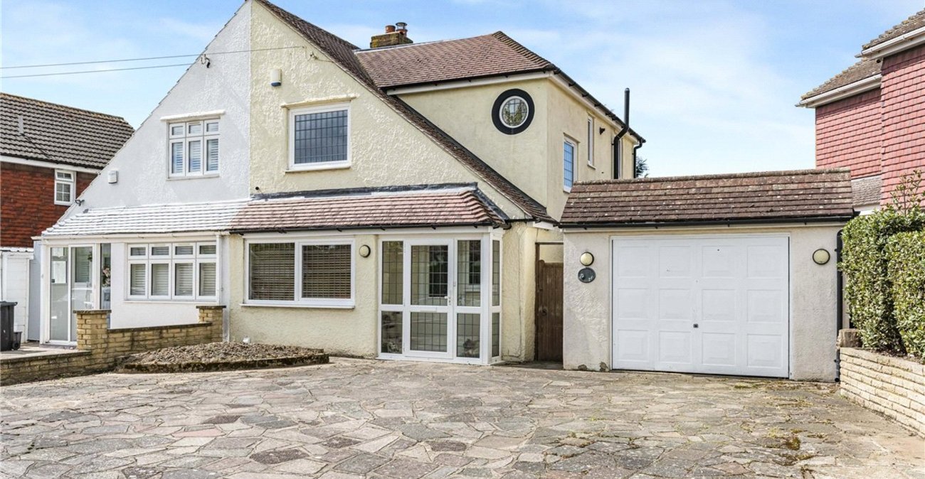 3 bedroom house for sale in Orpington | Robinson Jackson