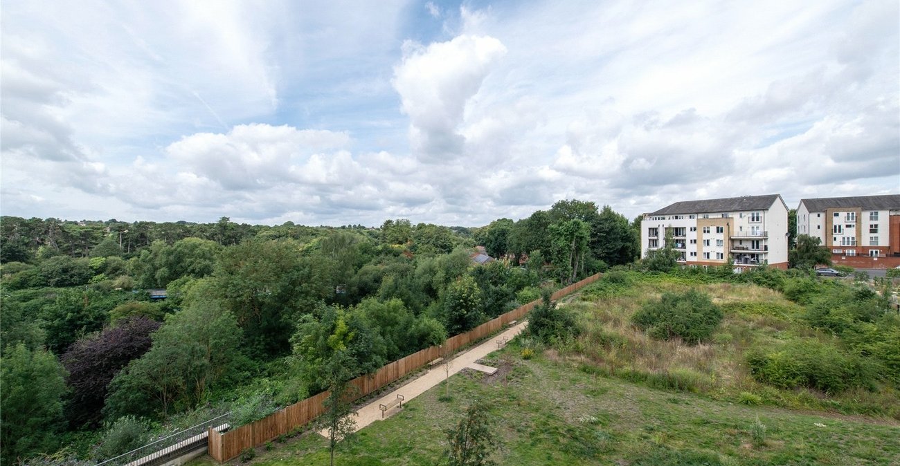 2 bedroom property for sale in Maidstone | Robinson Michael & Jackson