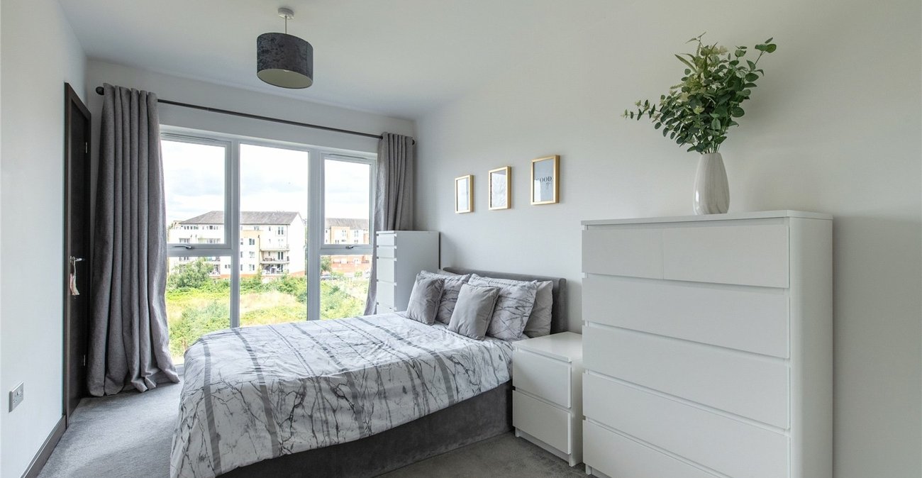 2 bedroom property for sale in Maidstone | Robinson Michael & Jackson