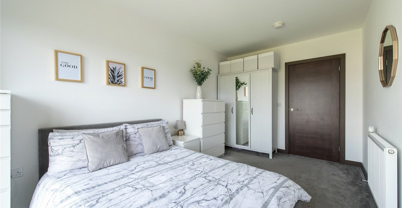 2 bedroom property for sale in Maidstone | Robinson Michael & Jackson