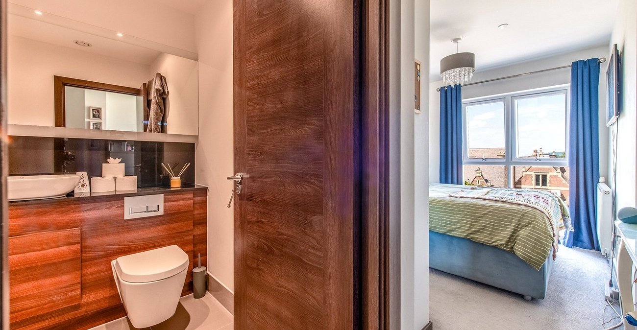 2 bedroom property for sale in Maidstone | Robinson Michael & Jackson