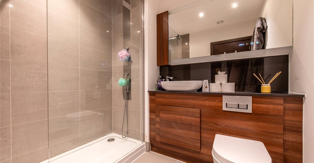2 bedroom property for sale in Maidstone | Robinson Michael & Jackson