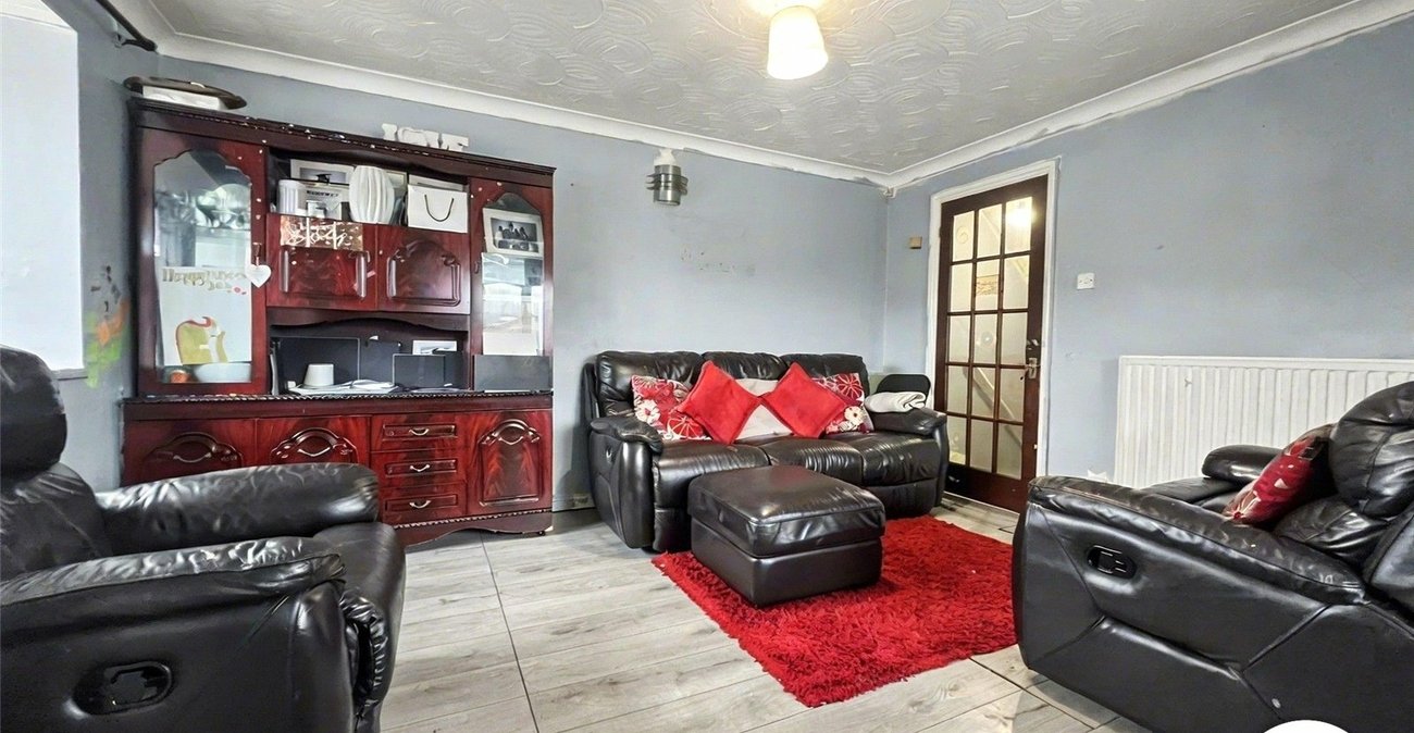 1 bedroom property for sale in Alexandra Road | Robinson Michael & Jackson