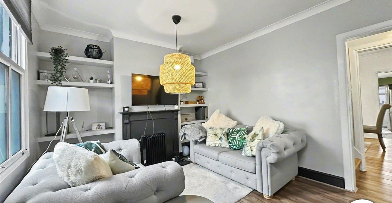 3 bedroom house for sale in Rochester | Robinson Michael & Jackson