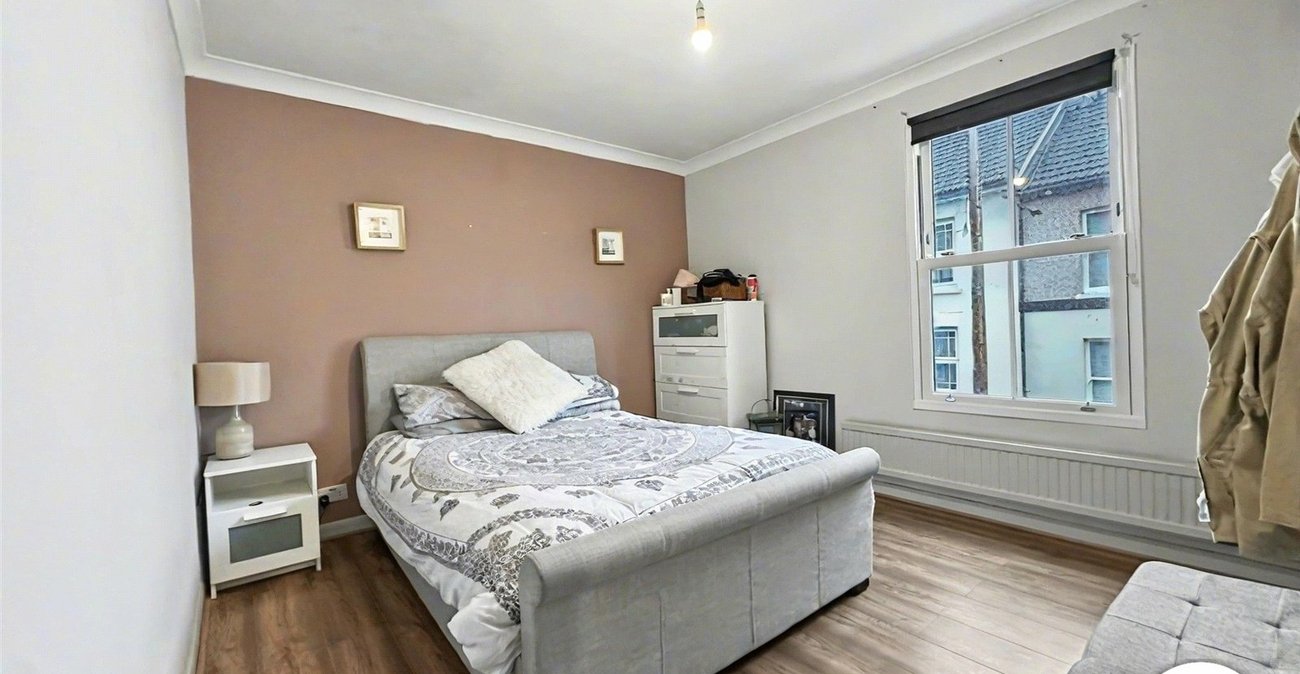 3 bedroom house for sale in Rochester | Robinson Michael & Jackson