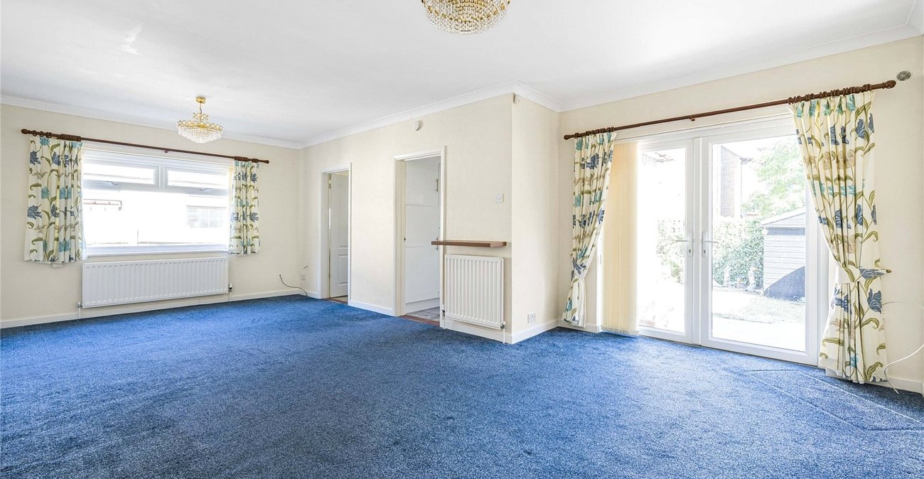2 bedroom bungalow for sale in Welling | Robinson Jackson