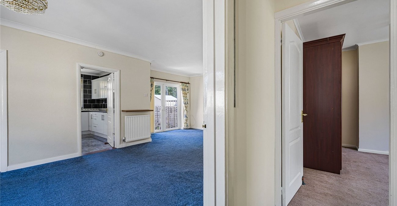 2 bedroom bungalow for sale in Welling | Robinson Jackson