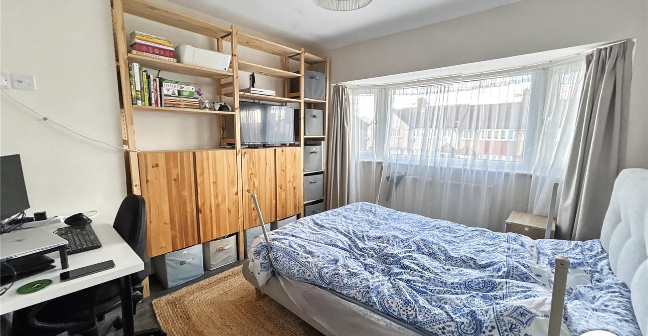 3 bedroom house for sale in Sidcup | Robinson Jackson