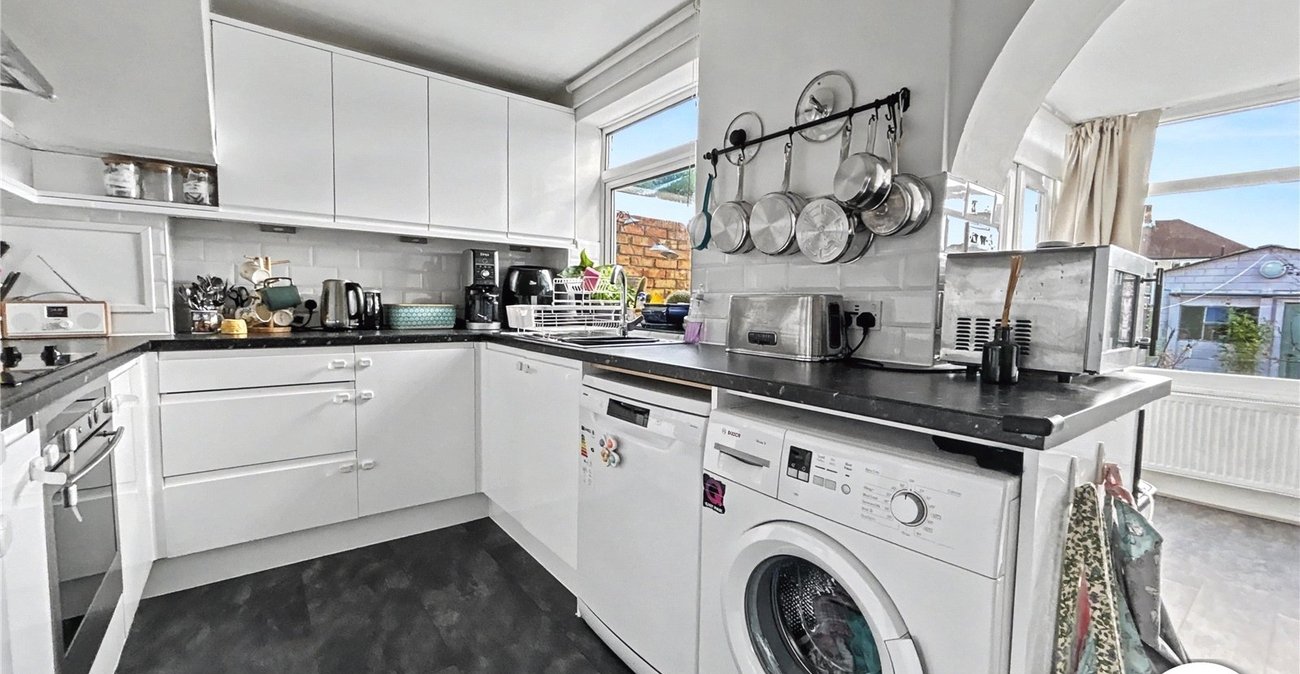 3 bedroom house for sale in Sidcup | Robinson Jackson