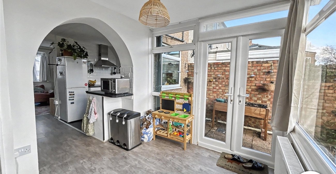 3 bedroom house for sale in Sidcup | Robinson Jackson