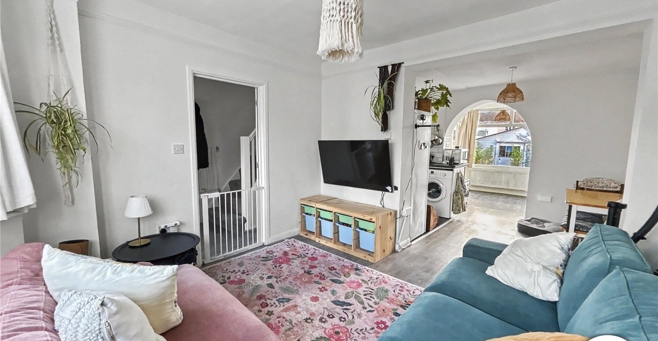 3 bedroom house for sale in Sidcup | Robinson Jackson
