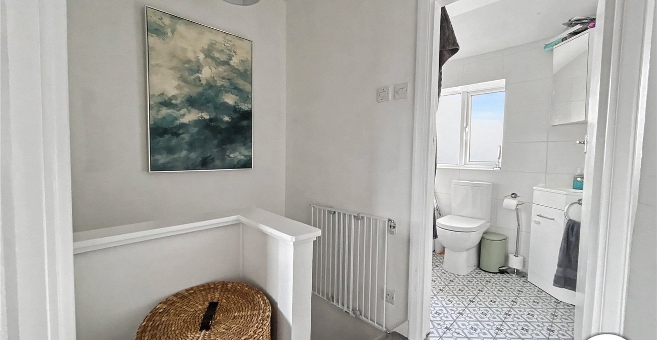 3 bedroom house for sale in Sidcup | Robinson Jackson