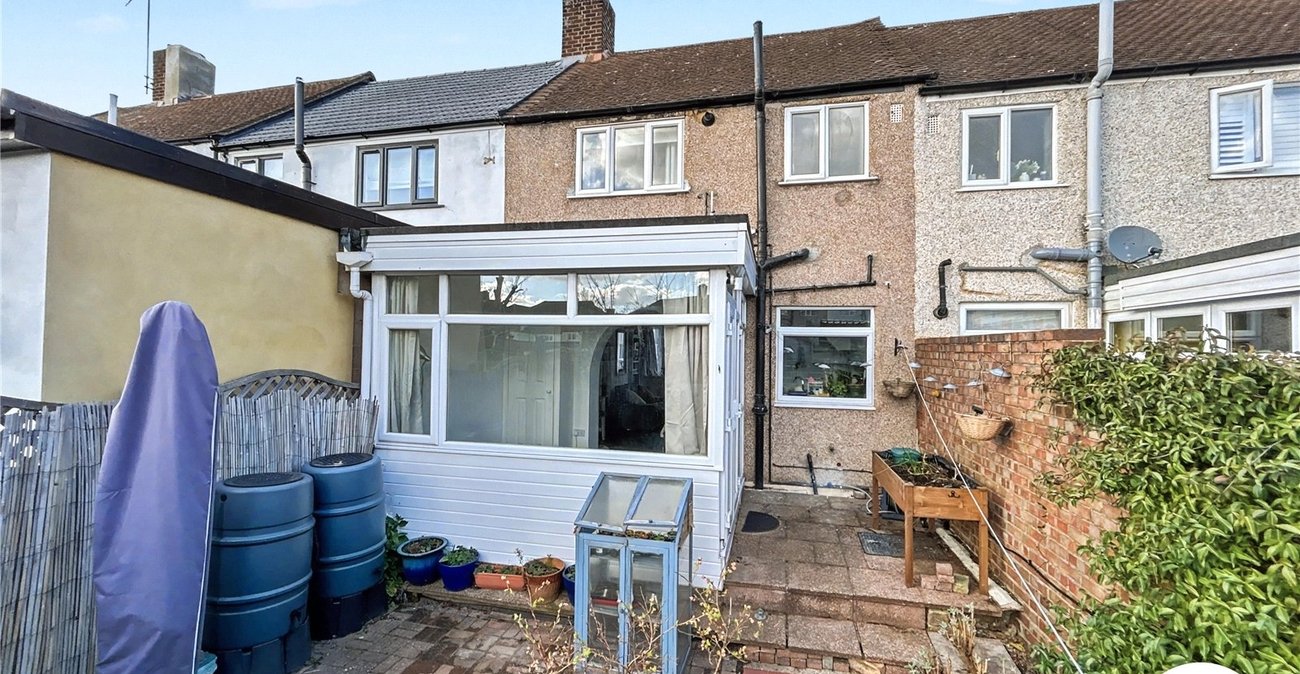 3 bedroom house for sale in Sidcup | Robinson Jackson