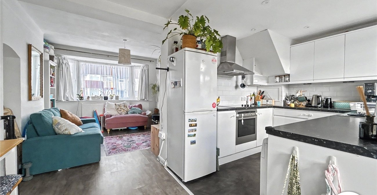 3 bedroom house for sale in Sidcup | Robinson Jackson