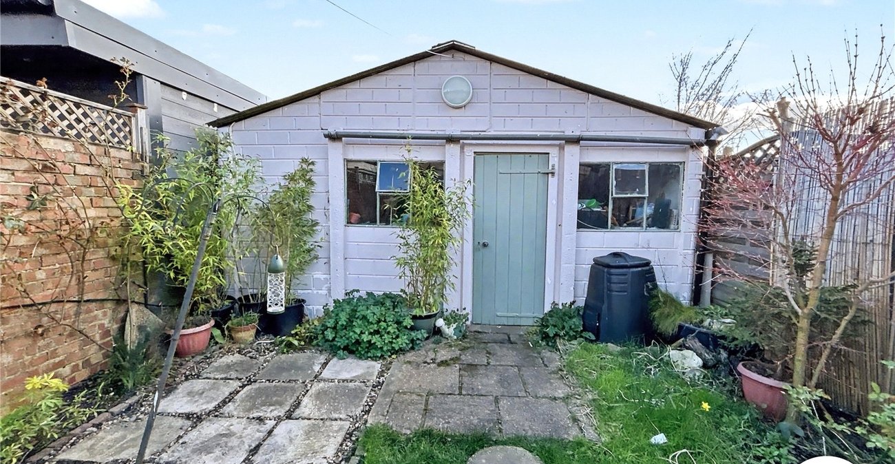 3 bedroom house for sale in Sidcup | Robinson Jackson