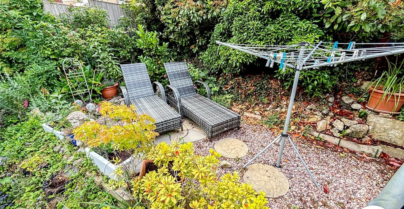 2 bedroom property for sale in Maidstone | Robinson Michael & Jackson