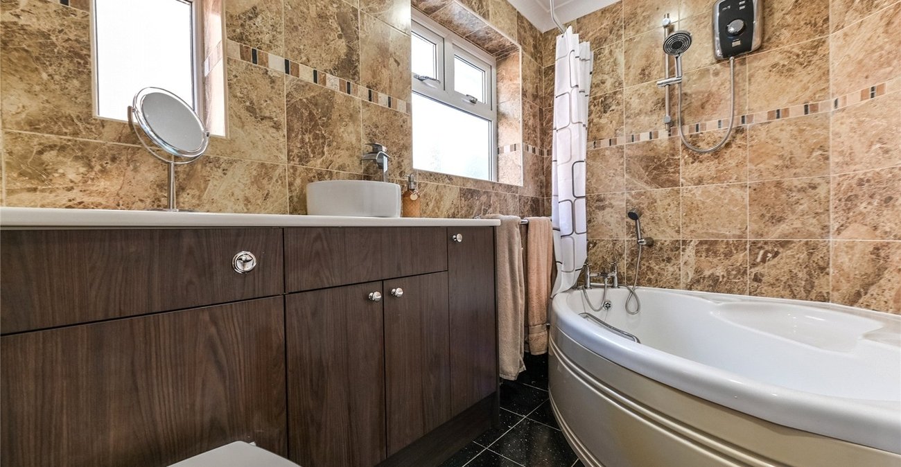 3 bedroom house for sale in Sittingbourne | Robinson Michael & Jackson