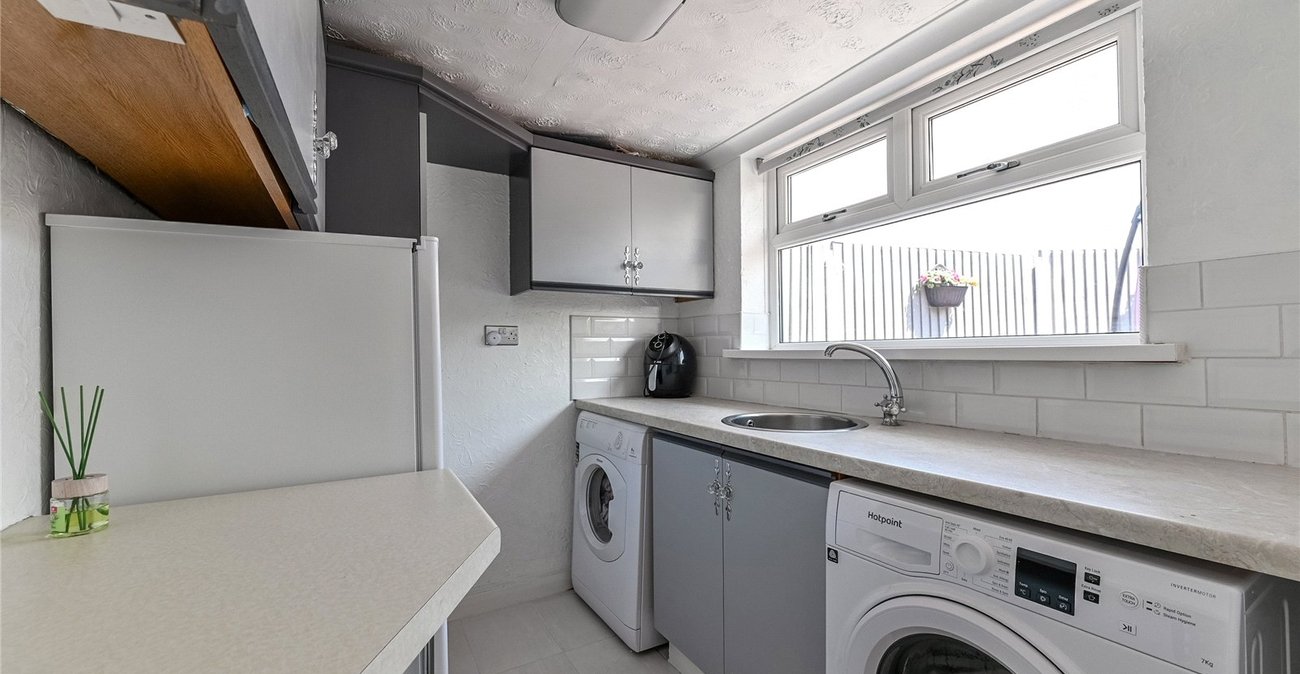 3 bedroom house for sale in Sittingbourne | Robinson Michael & Jackson