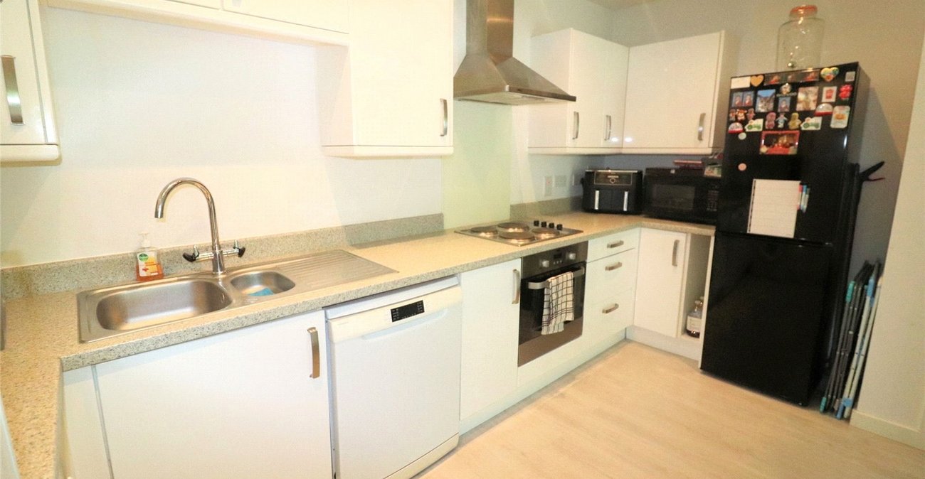 2 bedroom property for sale in Furners Close | Robinson Jackson