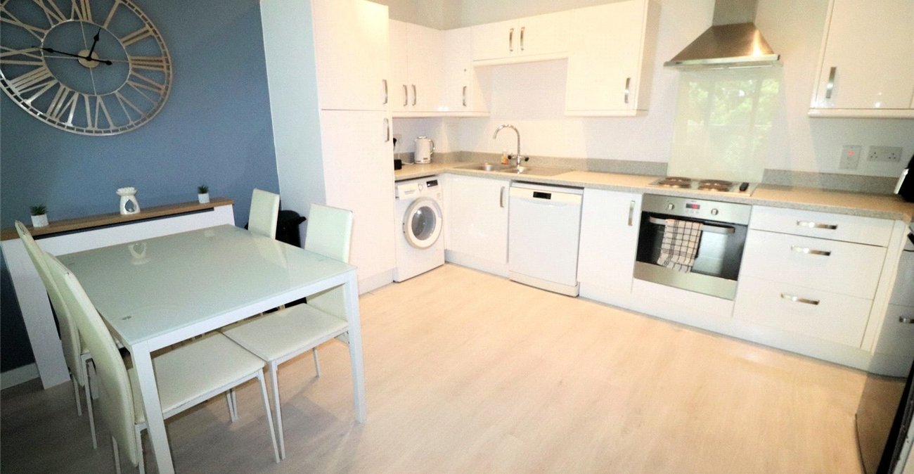 2 bedroom property for sale in Furners Close | Robinson Jackson