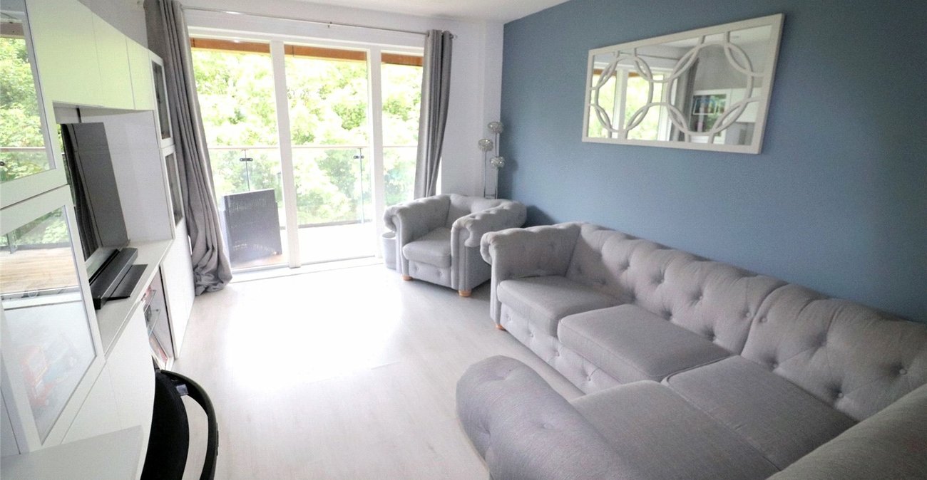 2 bedroom property for sale in Furners Close | Robinson Jackson