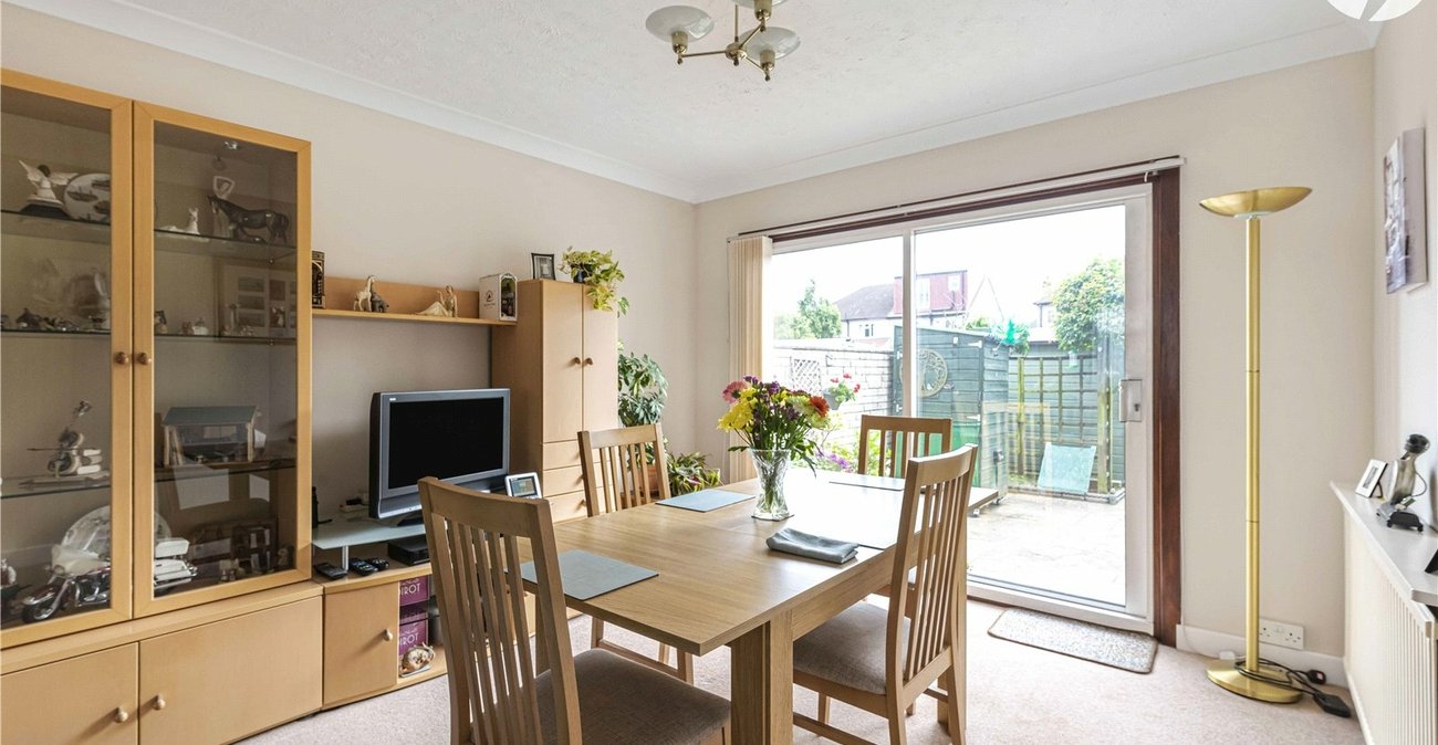 3 bedroom house for sale in West Dartford | Robinson Jackson