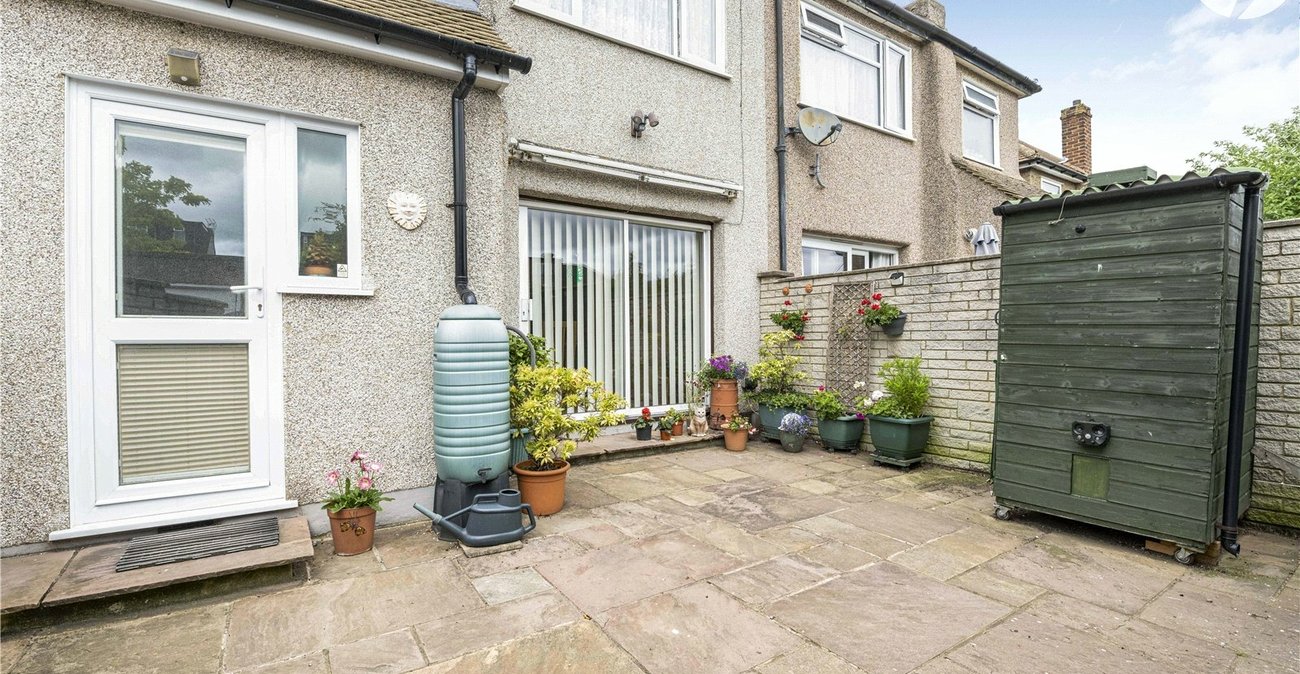 3 bedroom house for sale in West Dartford | Robinson Jackson