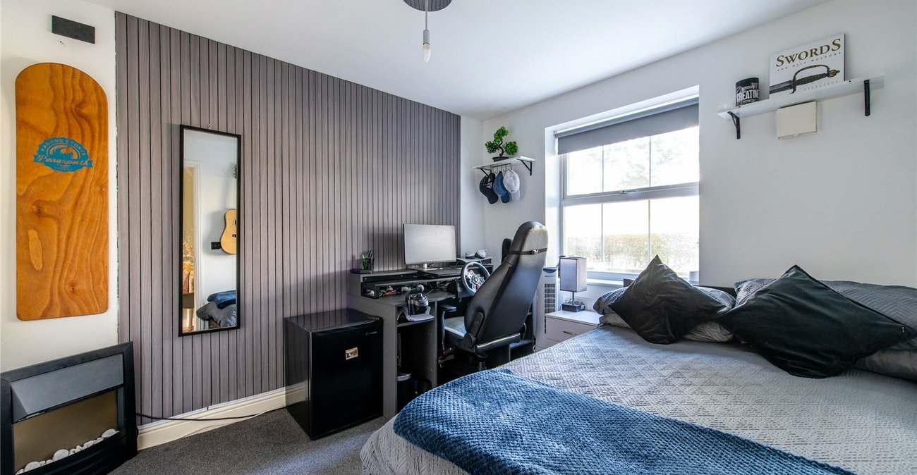 4 bedroom property for sale in Gillingham | Robinson Michael & Jackson