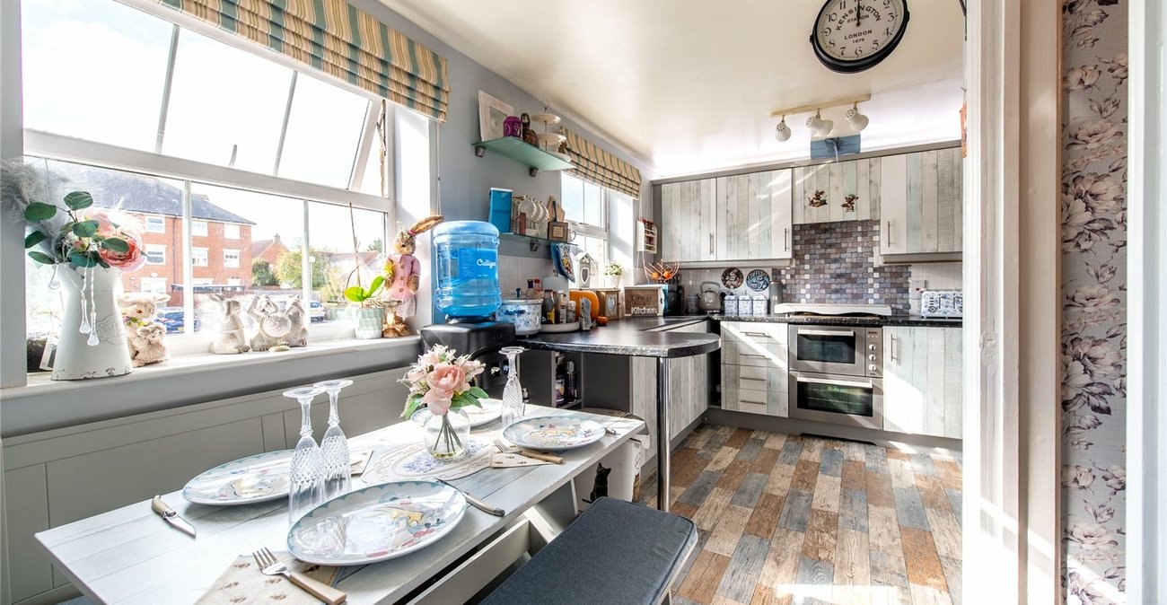 4 bedroom property for sale in Gillingham | Robinson Michael & Jackson