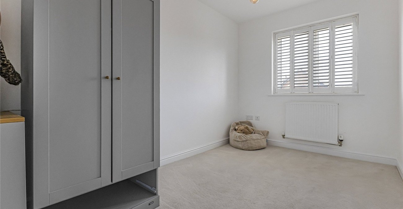 3 bedroom house for sale in Cliffe Woods | Robinson Michael & Jackson